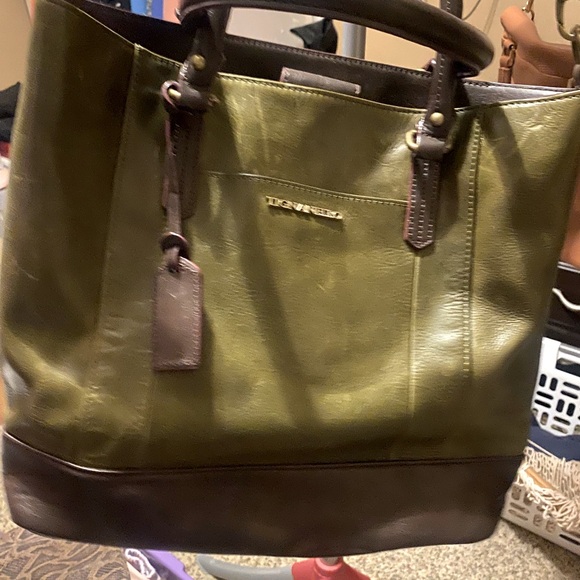 Tignanello Bleecher Street Tote - Picture 1 of 7